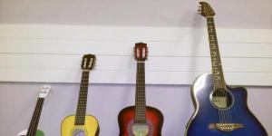 Как вес гитары влияет на звук